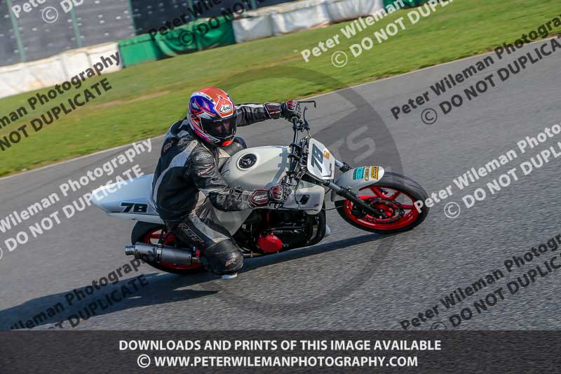 PJM Wedding Photography;enduro digital images;event digital images;eventdigitalimages;mallory park;mallory park photographs;mallory park trackday;mallory park trackday photographs;no limits trackdays;peter wileman photography;racing digital images;trackday digital images;trackday photos
